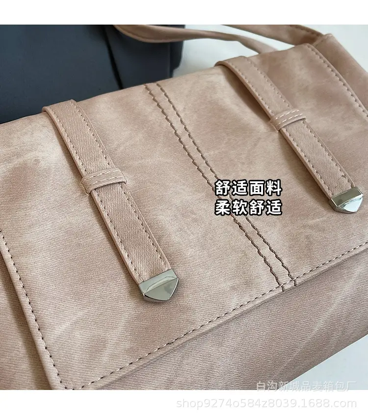 Women's Large Capacity Shoulder Bag Brown New Style — feature 3
