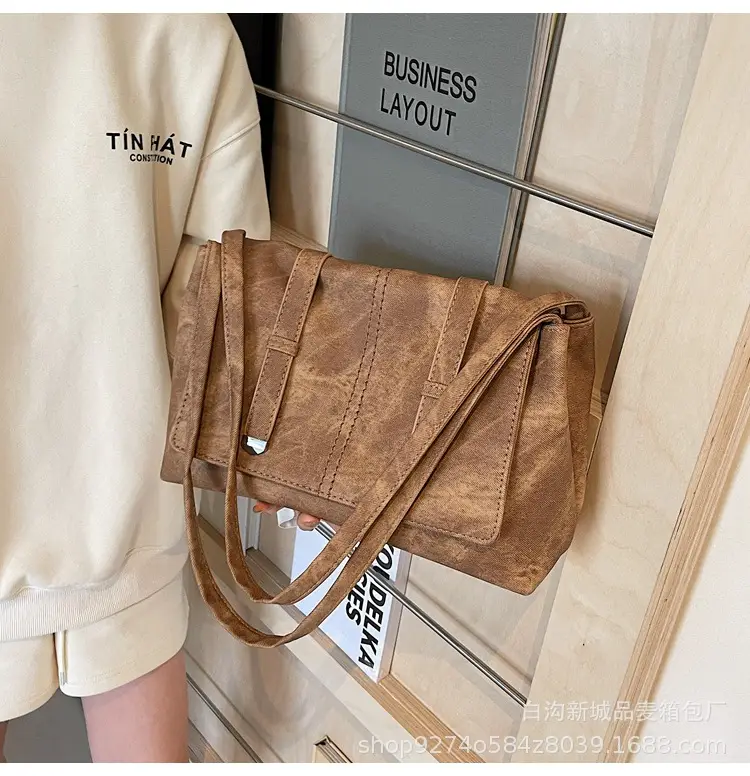 Women's Large Capacity Shoulder Bag Brown New Style — feature 31
