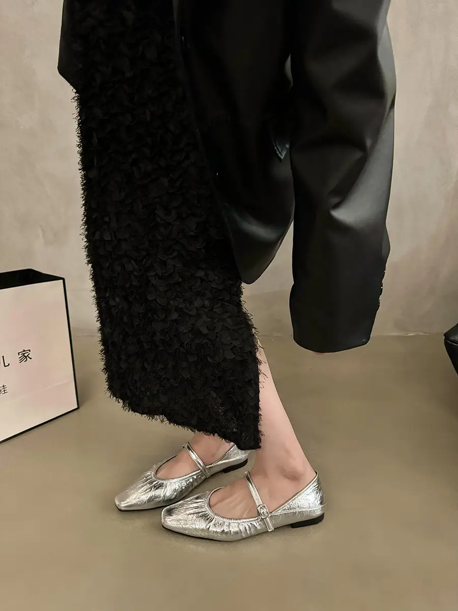 Women Flat Bottom French Spring Niche Shoes 2024 — feature 8