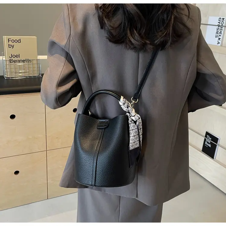 Women's Cream Textured Shoulder Crossbody Bag 2026 — feature 19