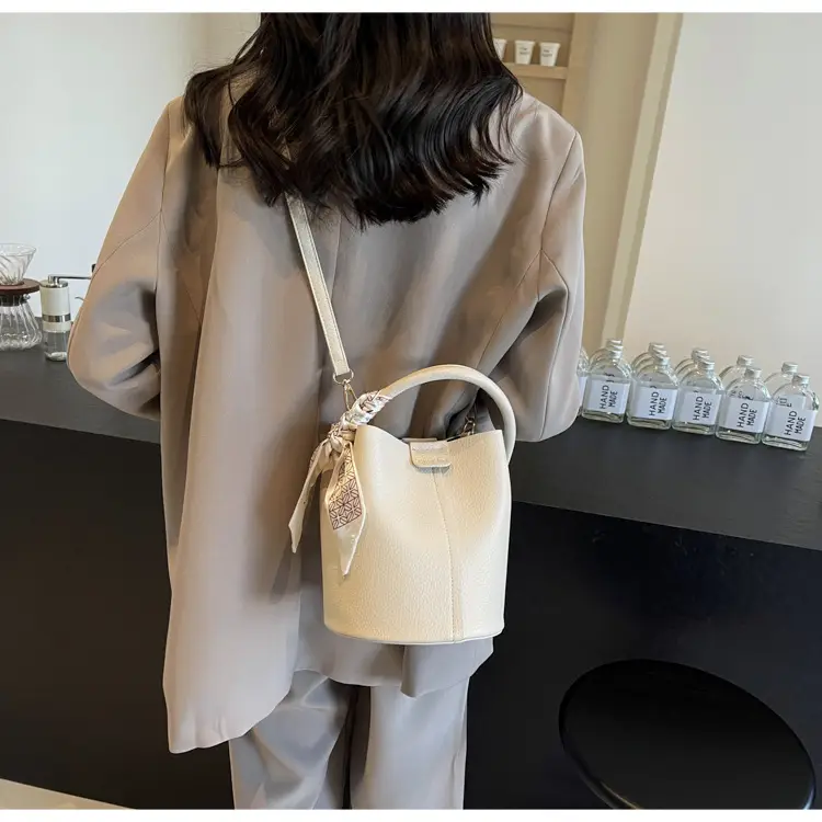 Women's Cream Textured Shoulder Crossbody Bag 2026 — feature 29