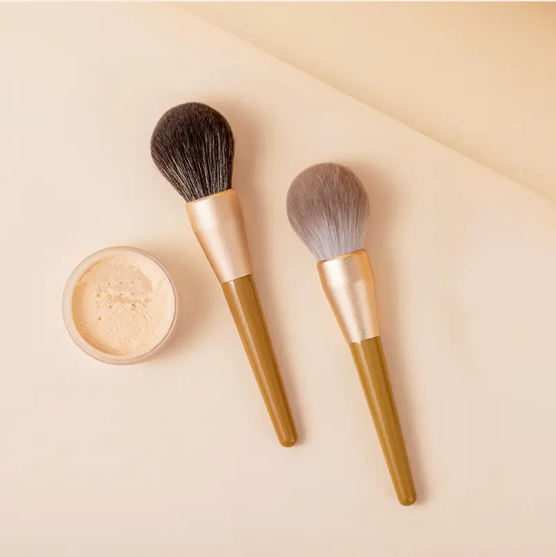 Extra Large Loose Powder Blush Brush Super Soft & Fluffy β feature 15