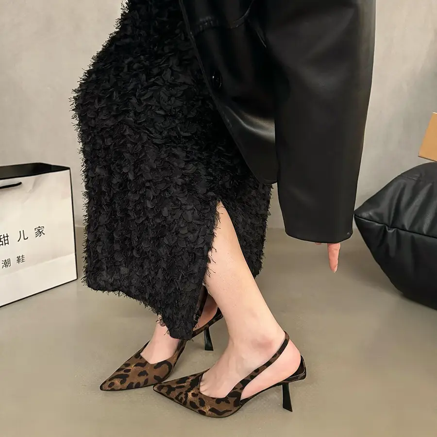 French Niche High-end Silver Toe Sandals Women's Shoes 2024 Spring and Summer Elegant Celebrity Style High Heeled Single-layer Shoes - Image 8