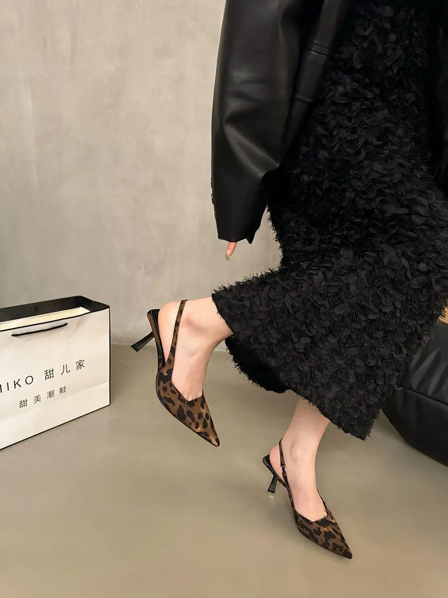 French Niche High-end Silver Toe Sandals Women's Shoes 2024 Spring and Summer Elegant Celebrity Style High Heeled Single-layer Shoes — feature 8