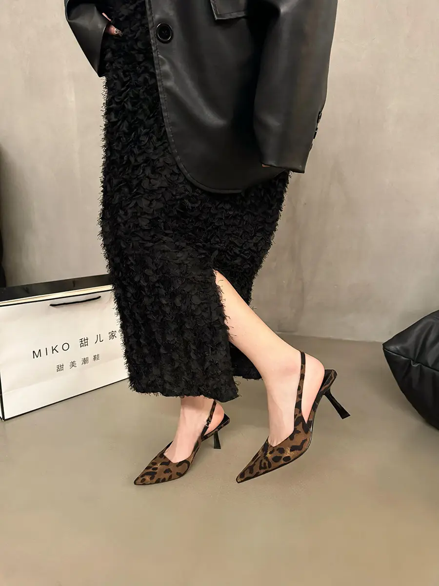 French Niche High-end Silver Toe Sandals Women's Shoes 2024 Spring and Summer Elegant Celebrity Style High Heeled Single-layer Shoes — feature 9