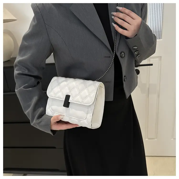 White Rhombic Chain Lock Shoulder Bag for Women — feature 27