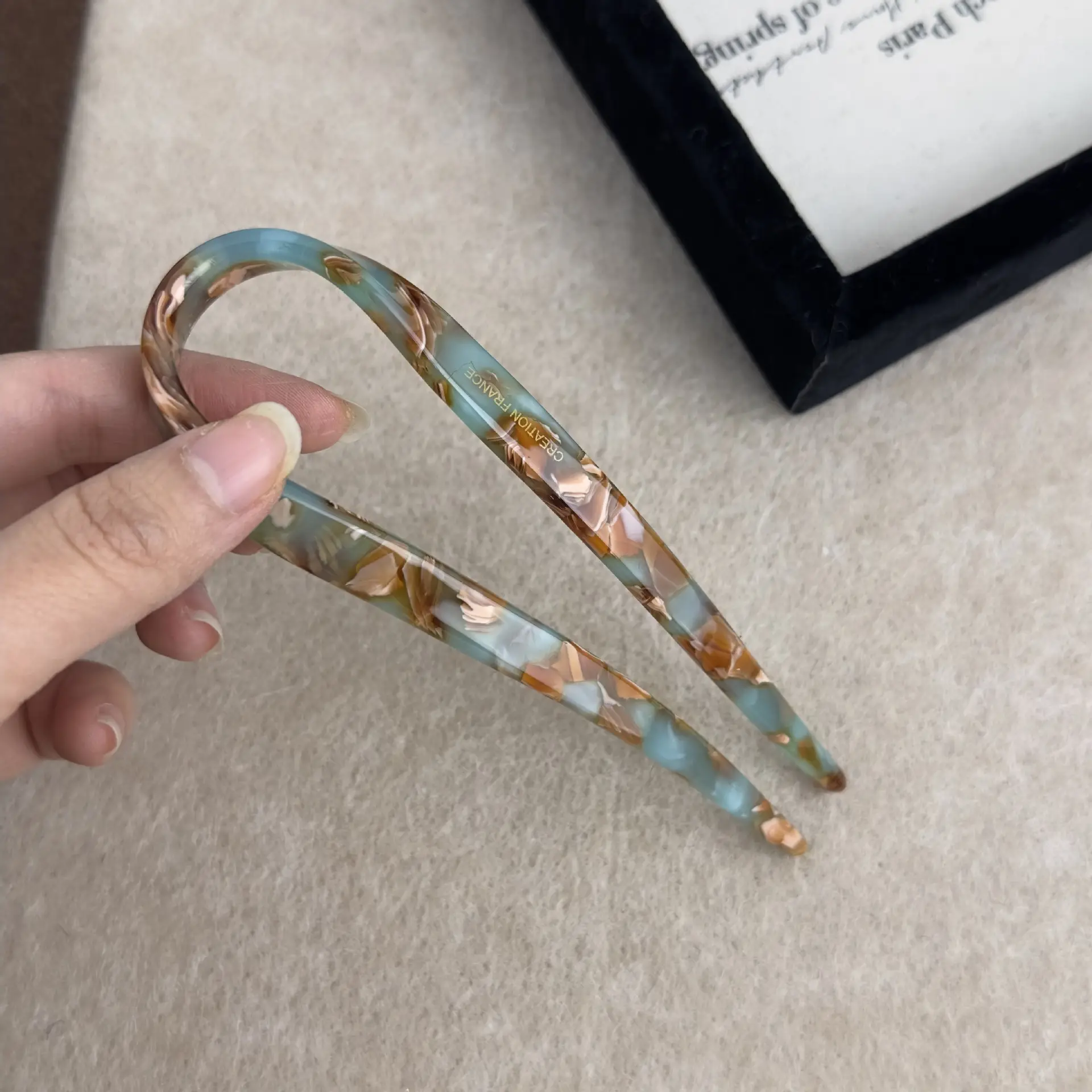 U-shaped Hairpin for Daily Commuters 2024 — feature 7