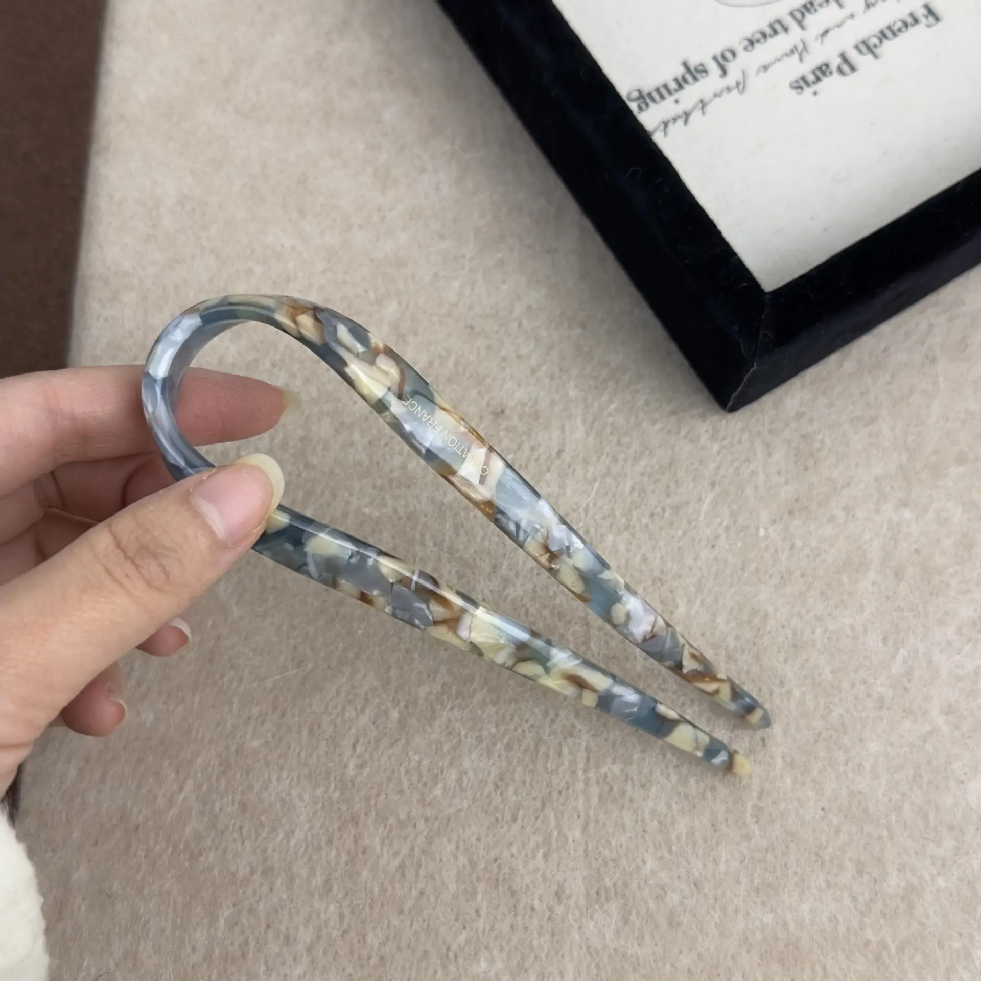 U-shaped Hairpin for Daily Commuters 2024 — feature 8