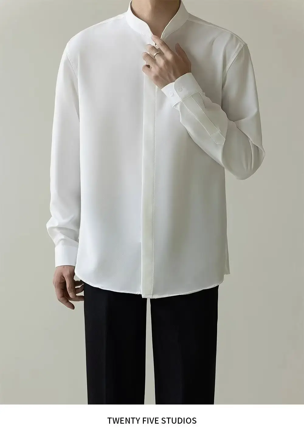 Men's Dark Green Button-Up Shirt with Vertical Collar — feature 4