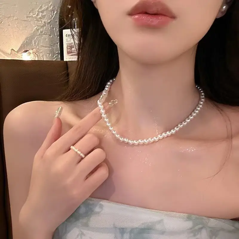 High-end Pearl Pendant Necklace for Women - Image 10
