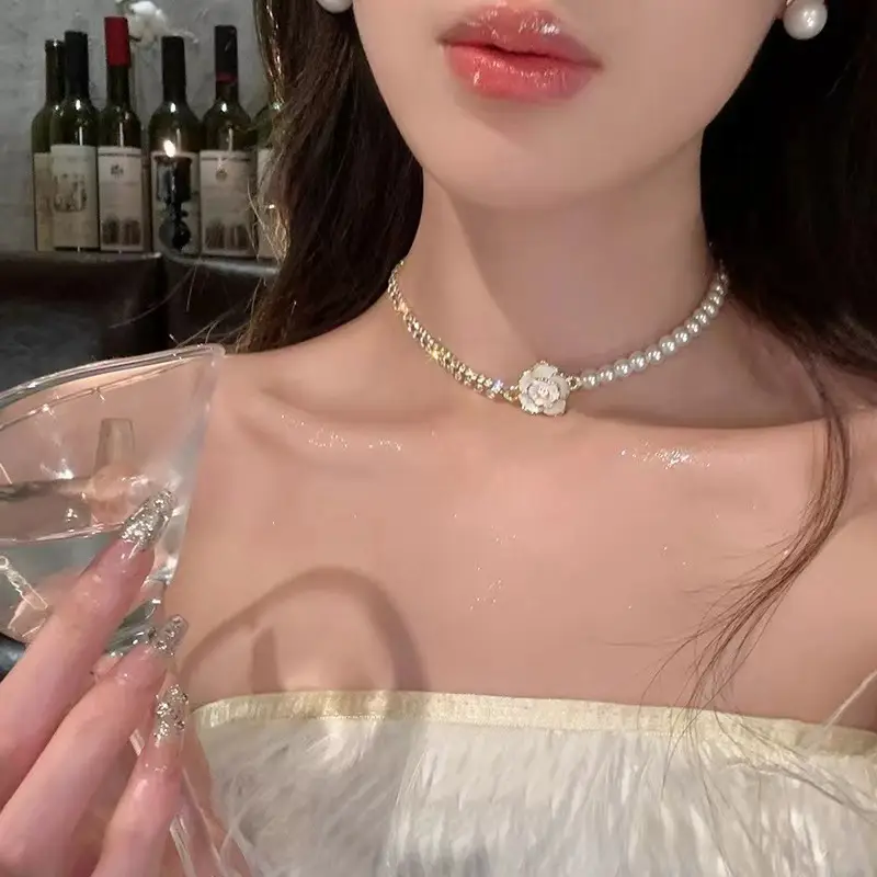 High-end Pearl Pendant Necklace for Women - Image 8
