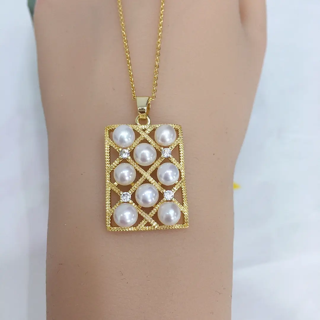 Zhuji Pearl Pendant Necklace with Square Design — feature 9