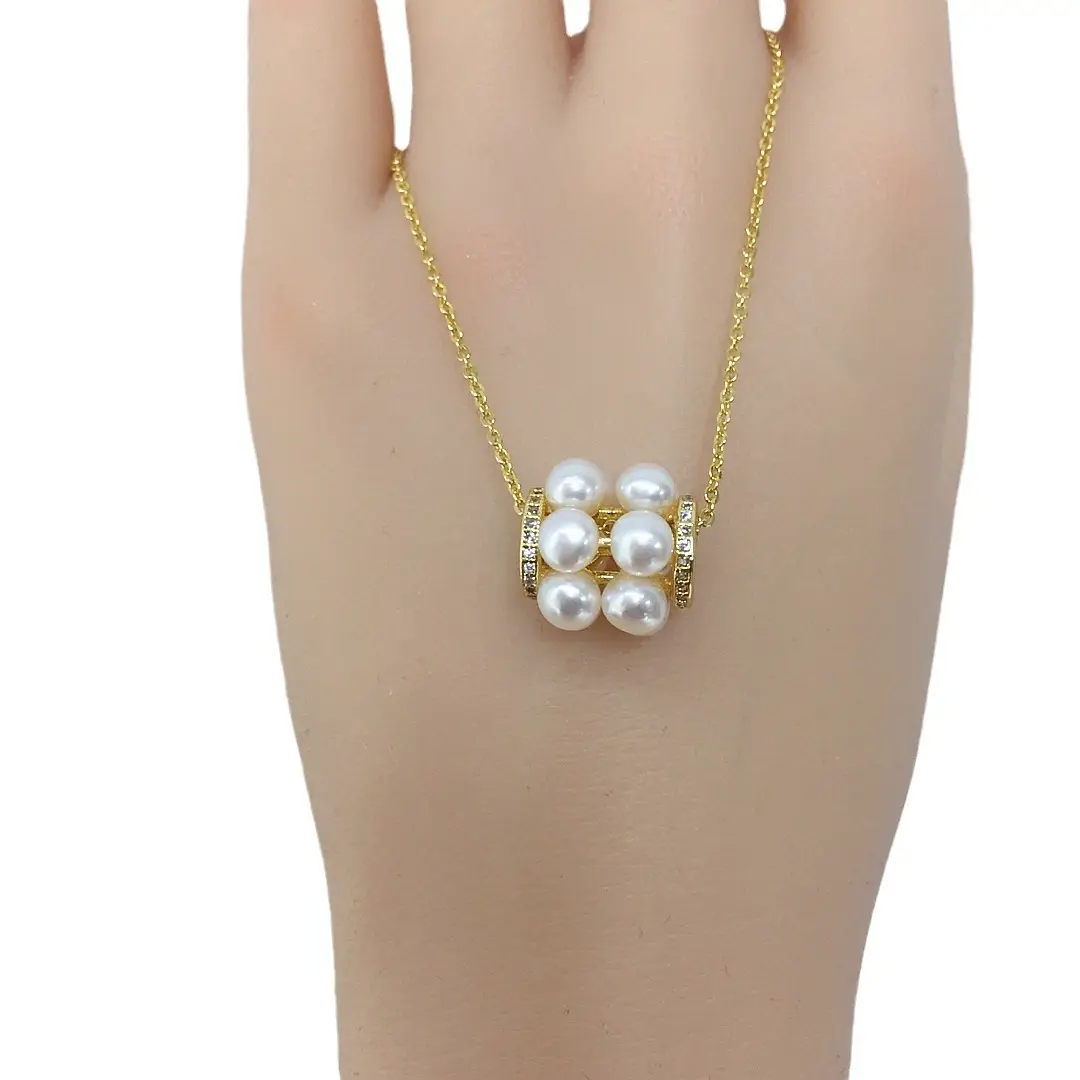 Luxury Pearl Pendant with Multi-Bead Design Gold Chain - Image 6