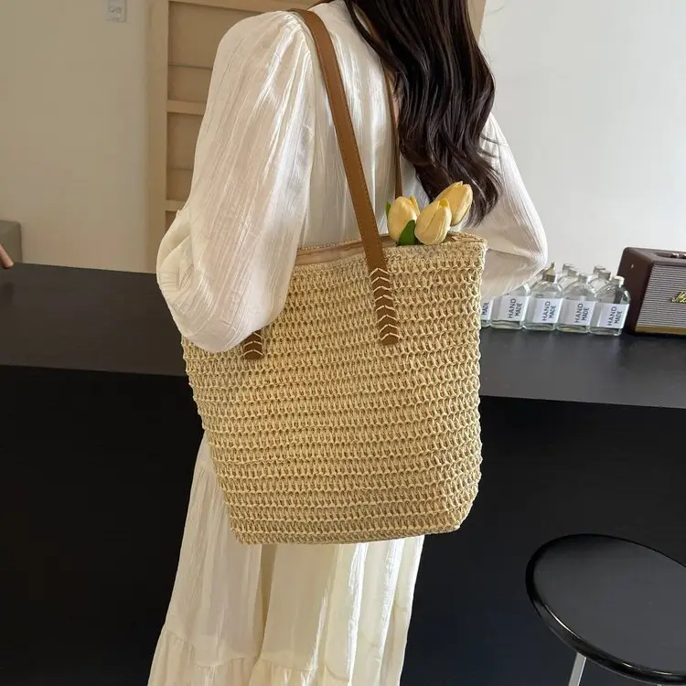 Single-Shoulder Straw Bag for Women, Large Capacity Tote Bag for Beach Vacation - Image 4
