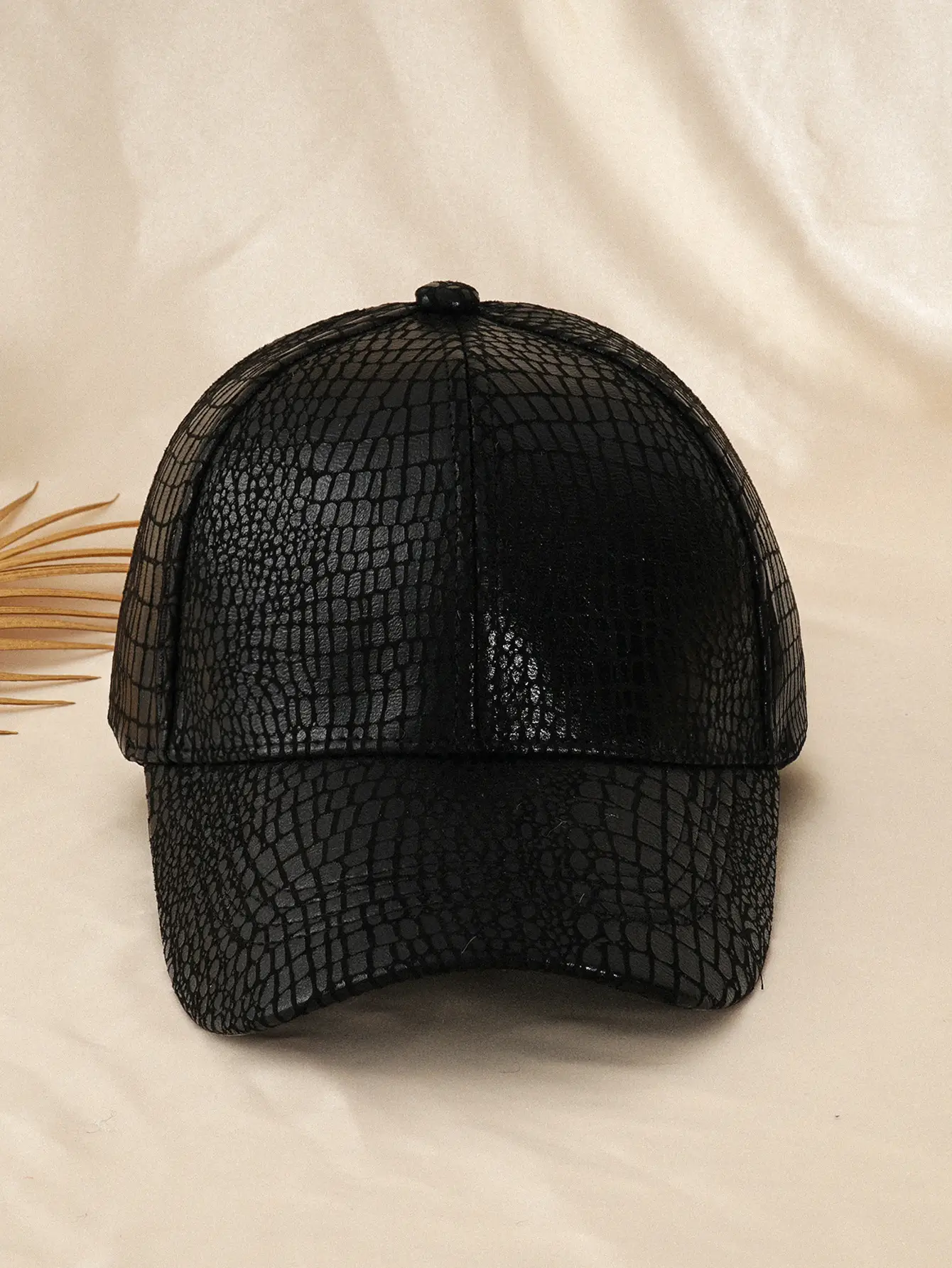 Men's Gold Mesh Cap with Eaves — feature 3