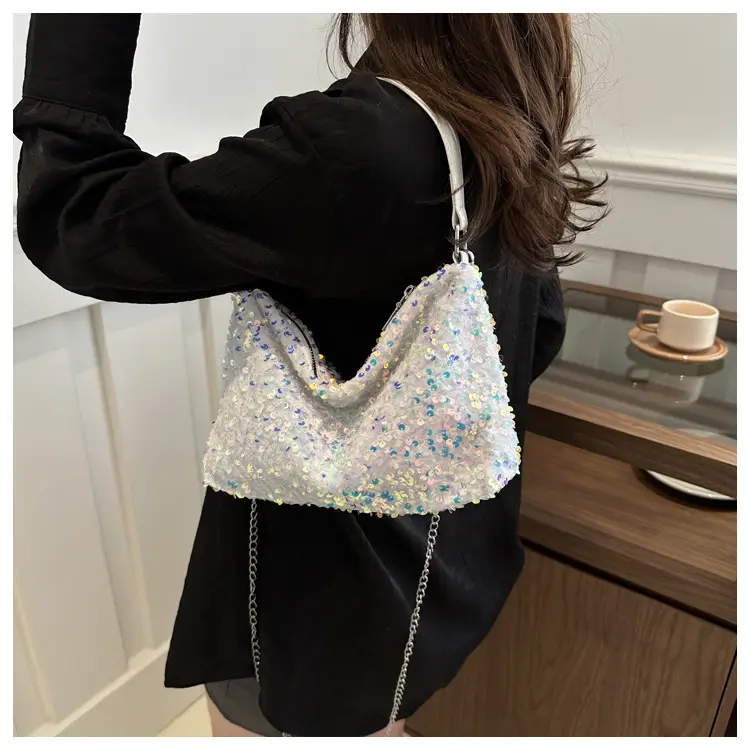 Korean Style Sequin Chain Shoulder Bag for Women — feature 11