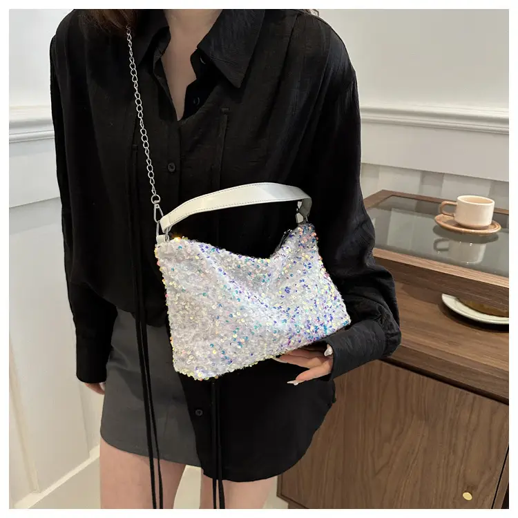 Korean Style Sequin Chain Shoulder Bag for Women — feature 12