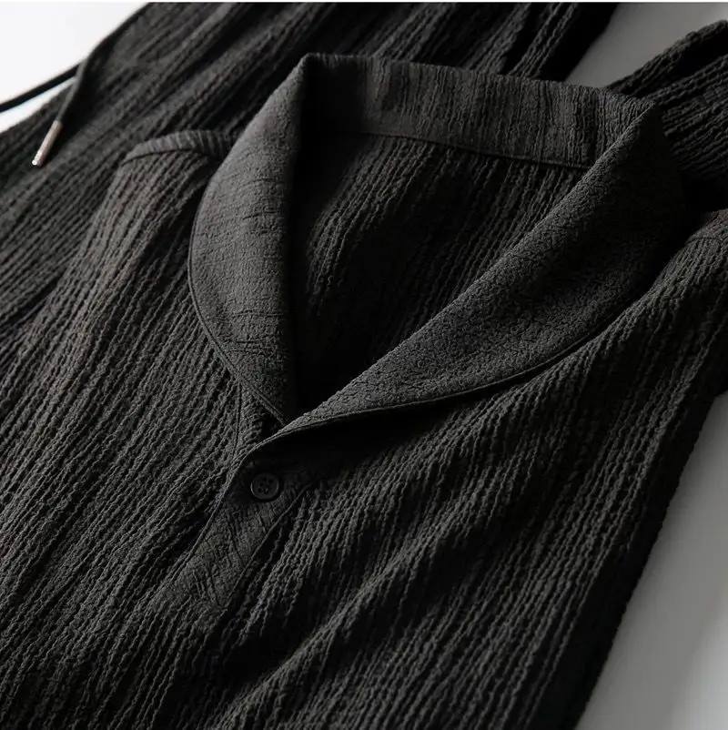 Men Black Pleated Casual Sports Suit Two-Piece Set — feature 5