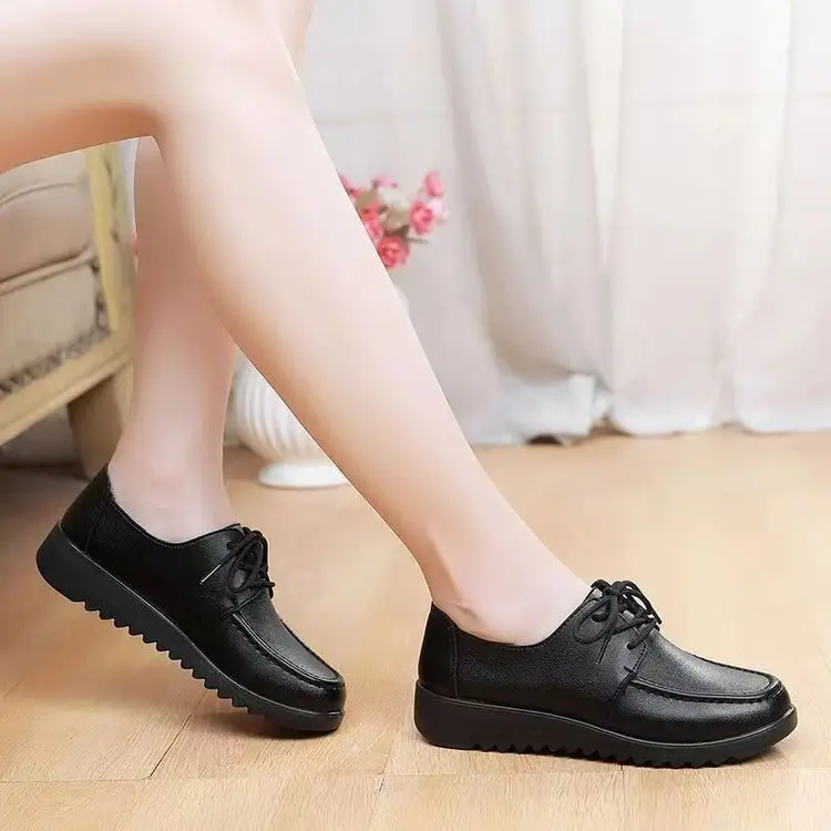 Women's Black Non-Slip Flat Loafers - Image 5