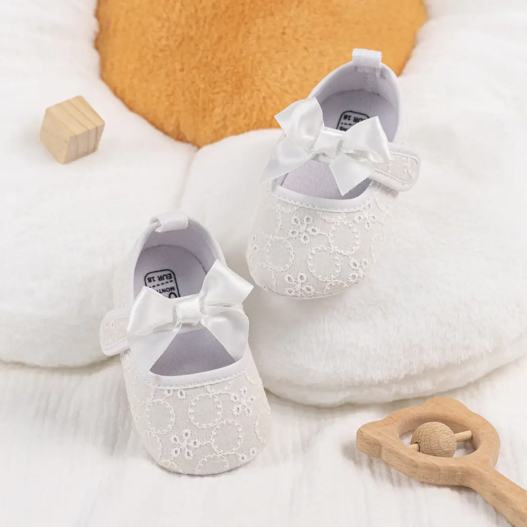New Baby Shoes with Bow and Hollow Pattern, Princess Shoes, Toddler Shoes, Cloth Sole, Soft Sole, Baby Shoes - Image 4