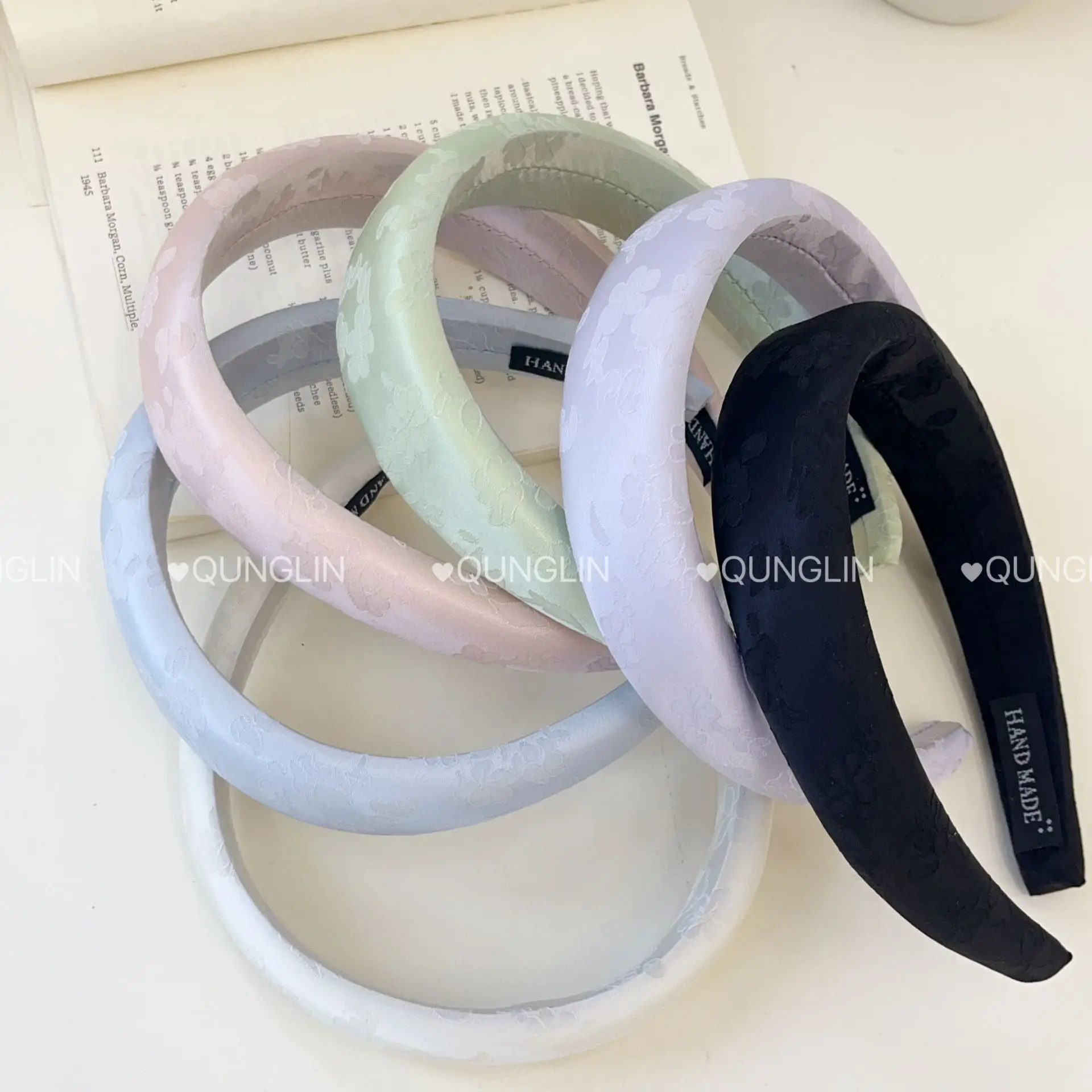 New Chinese Jacquard Dark Pattern Headband for Women