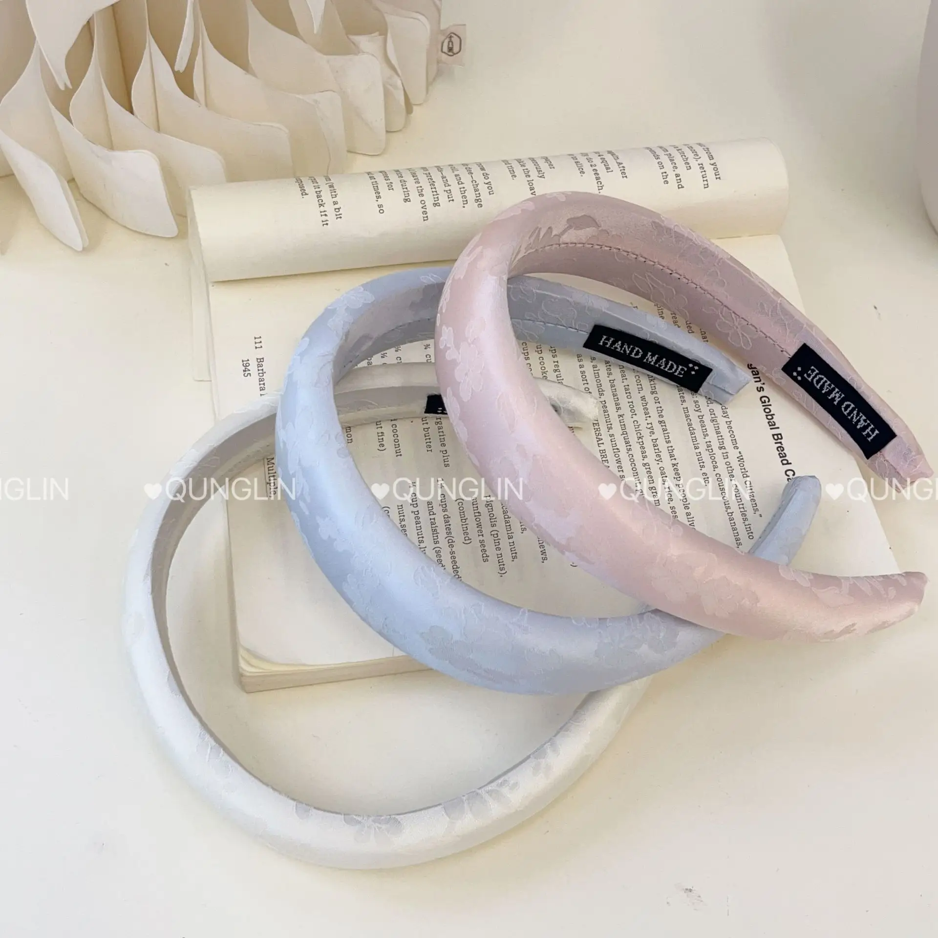 New Chinese Jacquard Dark Pattern Headband for Women