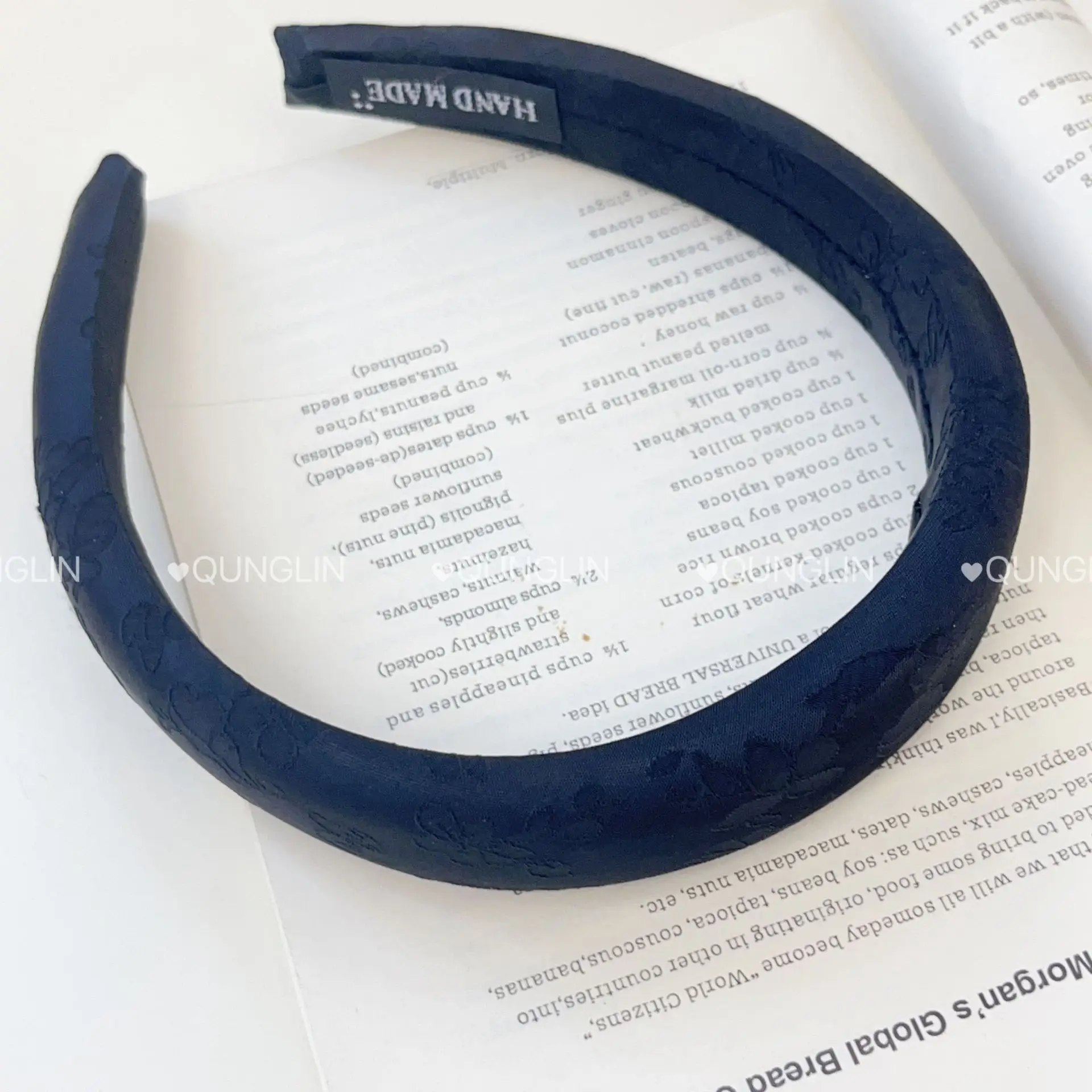New Chinese Jacquard Dark Pattern Headband for Women