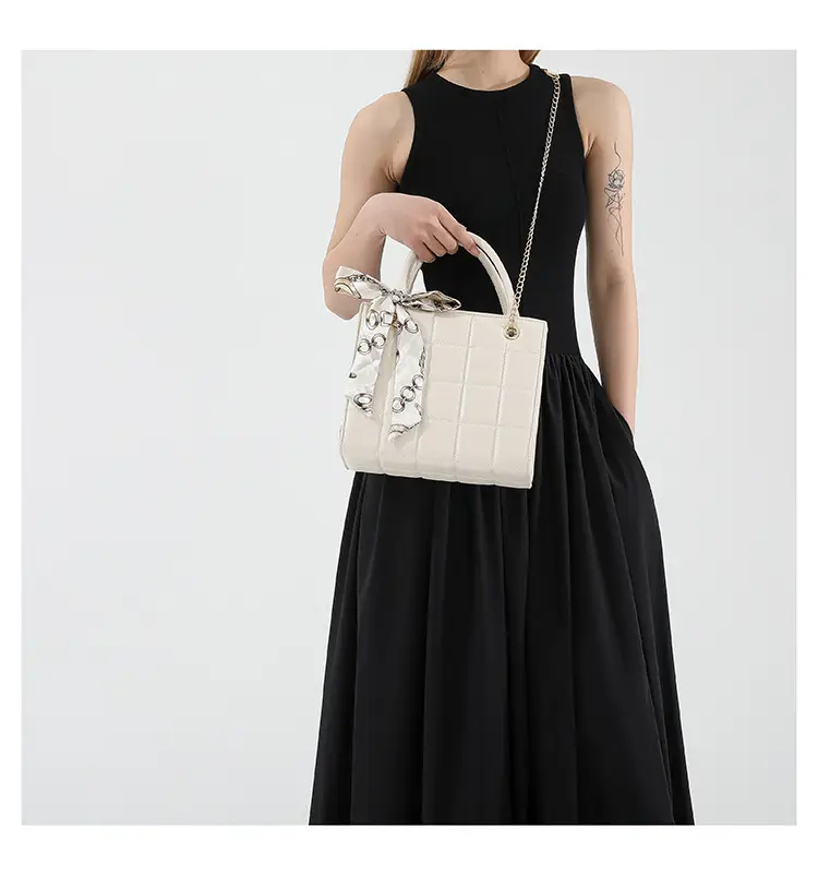 Elegant Scarf Bag Black Rhombic Shoulder Crossbody — feature 21