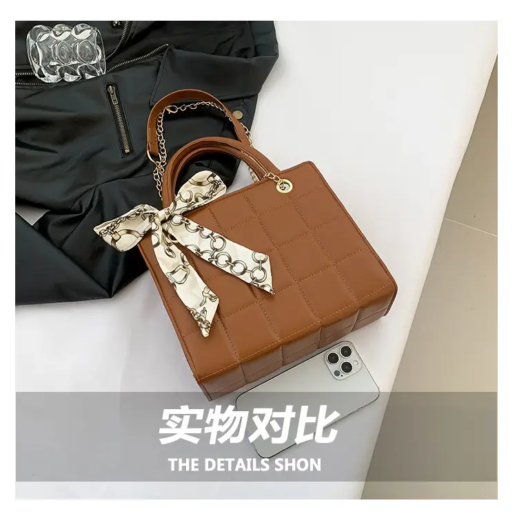 Elegant Scarf Bag Black Rhombic Shoulder Crossbody — feature 6