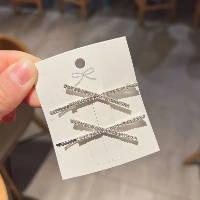 Simple X-Shaped Rhinestone Hair Clips for Girls — feature 9