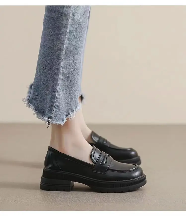 Thick-soled Loafers Women's 2024 New Spring Retro Small Leather Shoes British Style Slip-on Thick Heeled Soft-soled Single-layer Shoes for Women — feature 11