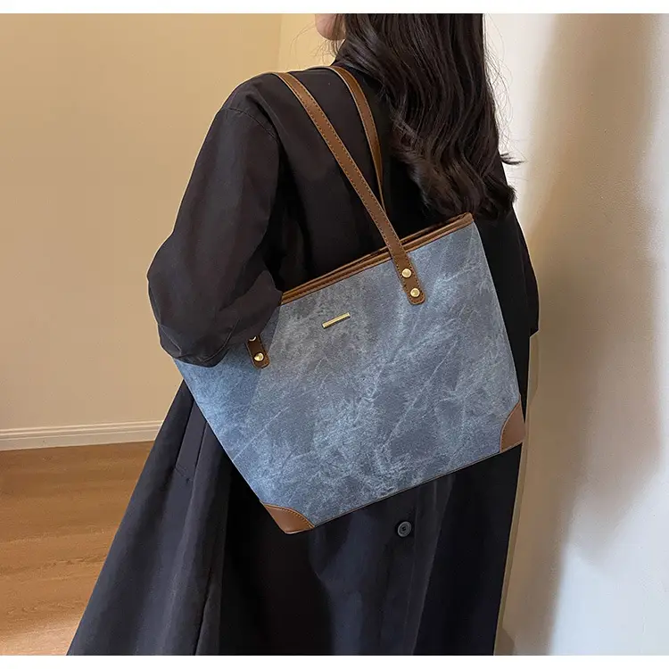 Large Capacity Grey Tote Bag for Women 2026 — feature 22