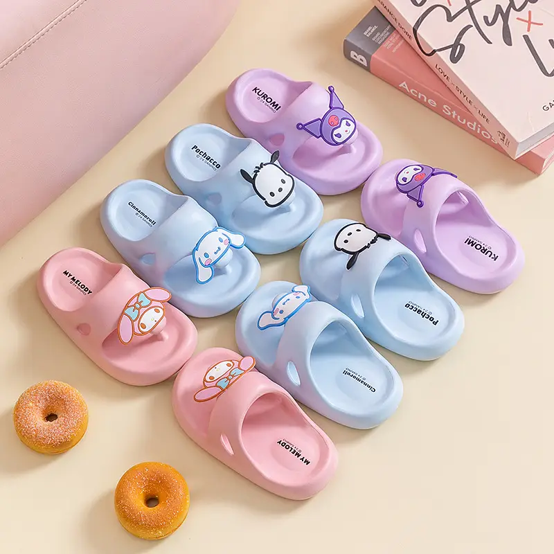 Sanrio Children's Slippers, Boys' Flip-Flops, Non-Slip Flip-Flops, Beach Shoes, Soft-Soled Sandals, Kuromi Slippers - Image 6