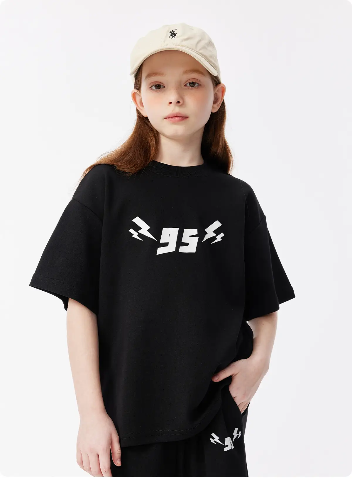 D241C902-1+模特_18.jpg