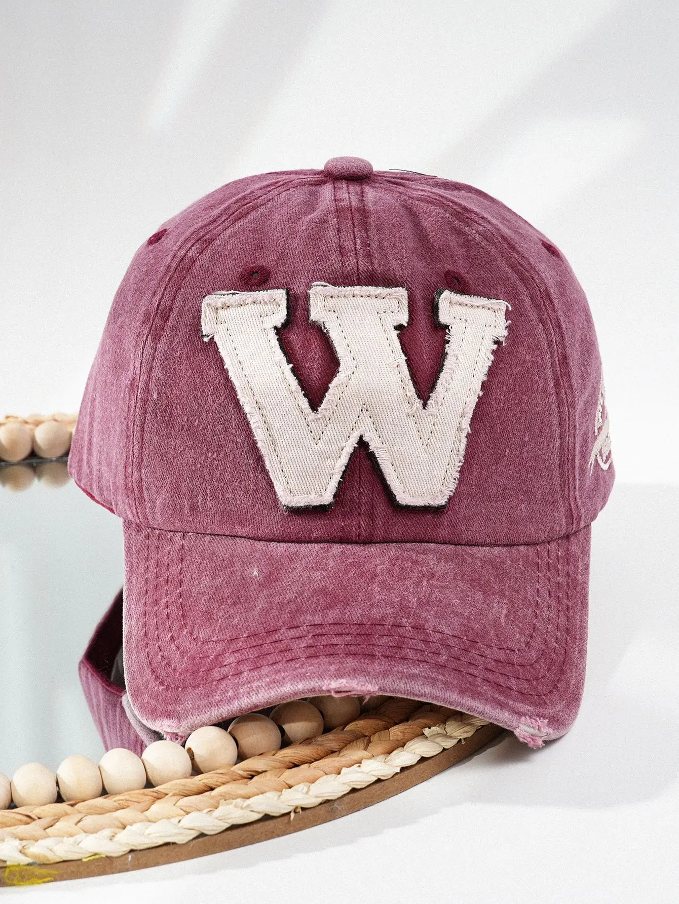 Men Women European American Baseball Cap with Heart Embroidery — feature 12