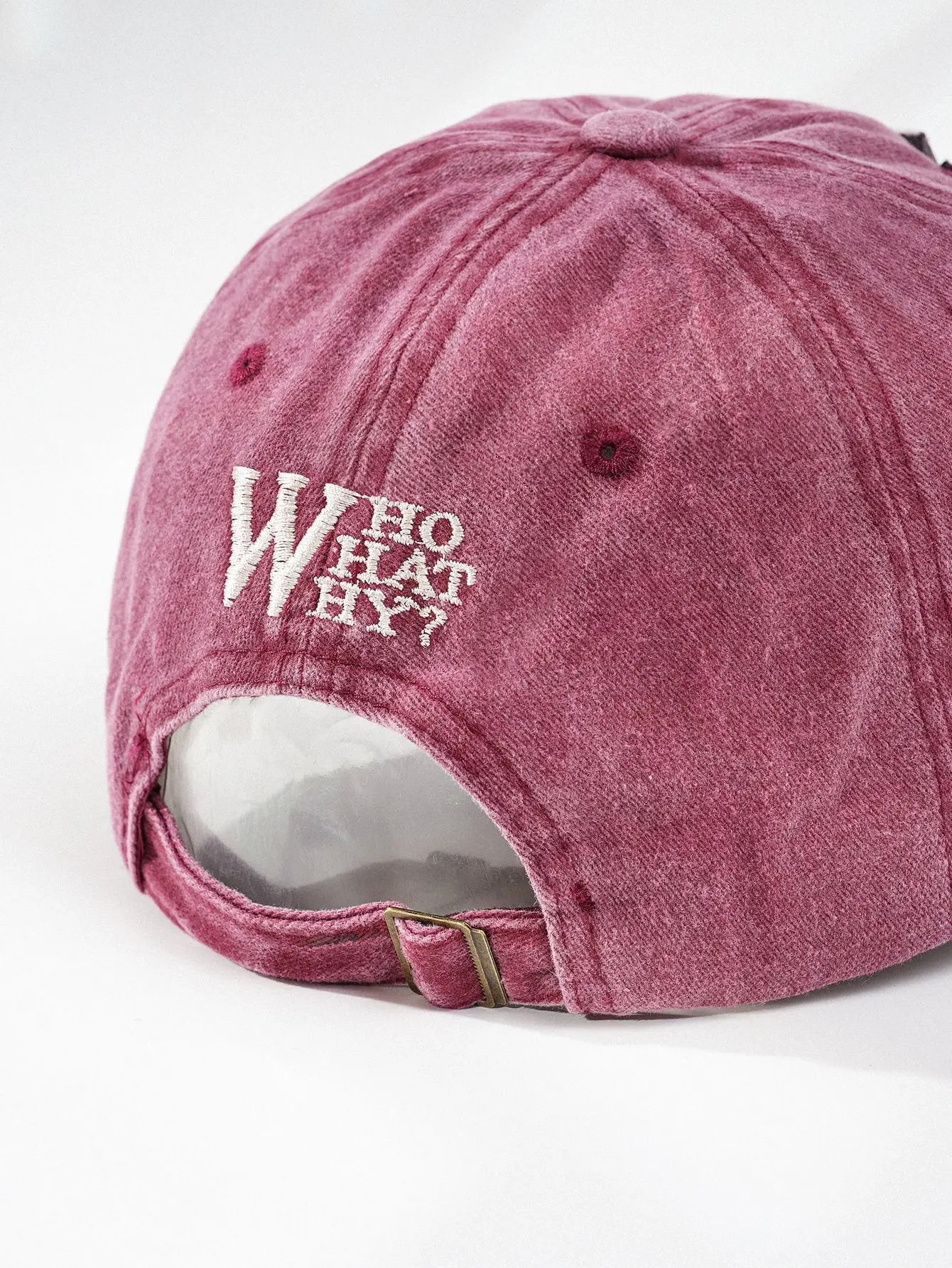 Men Women European American Baseball Cap with Heart Embroidery — feature 14