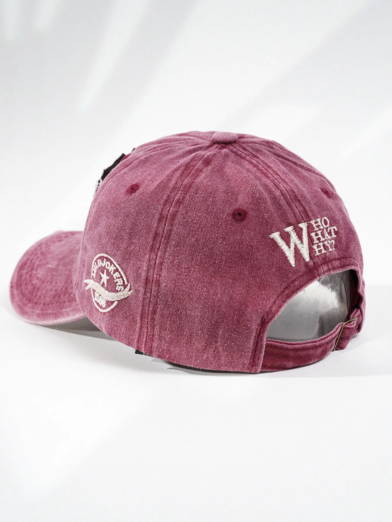 Men Women European American Baseball Cap with Heart Embroidery — feature 15