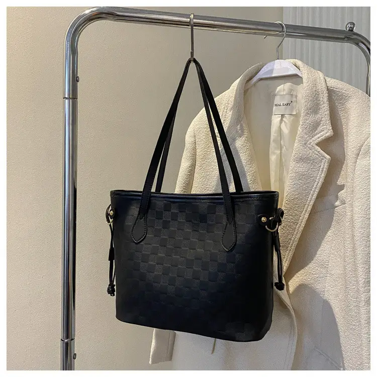 White Rhombic Women's Tote Bag with Leather Handles — feature 25