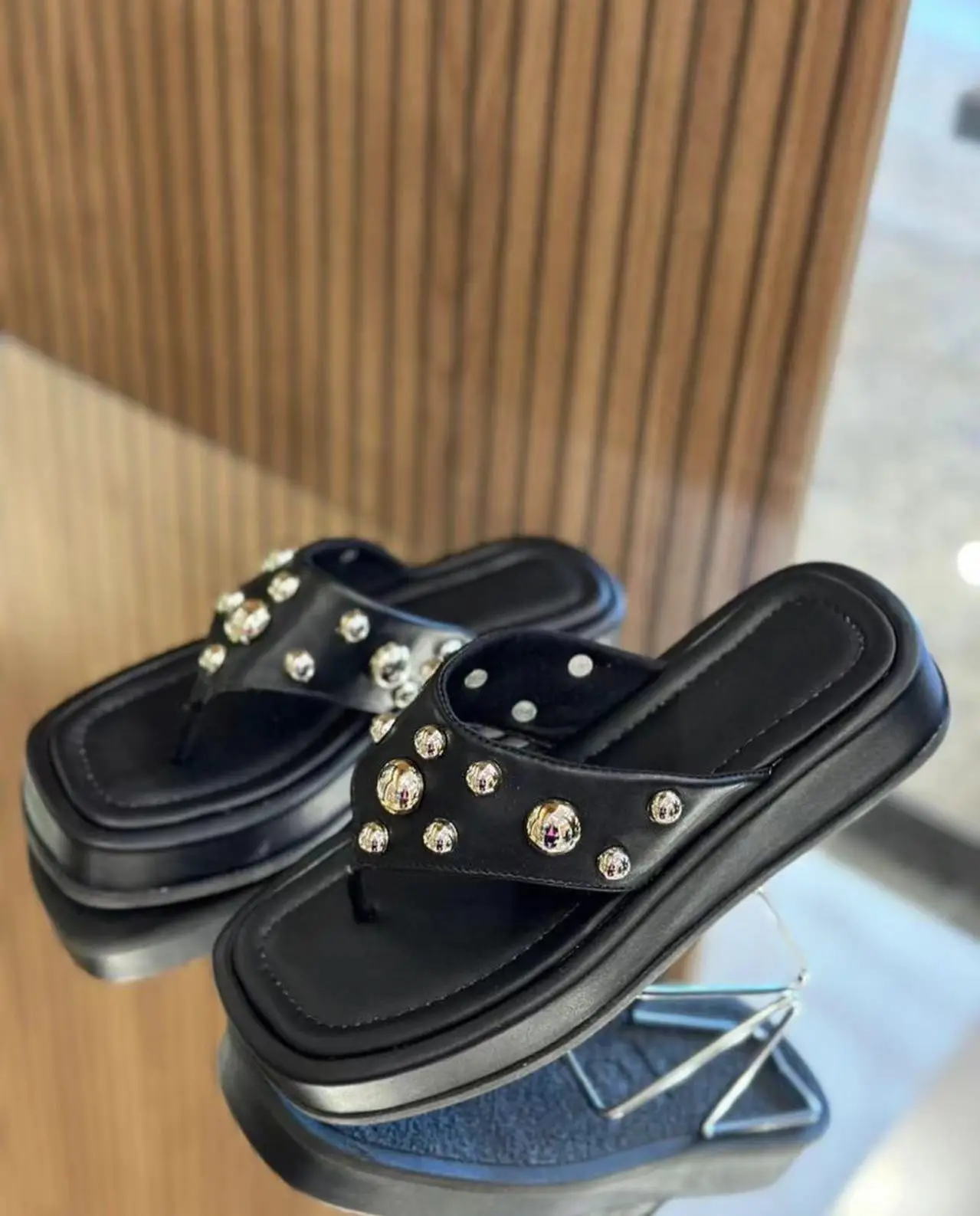 Women's Silver Rivet Flip Flops Large Square Toe Sandals — feature 8
