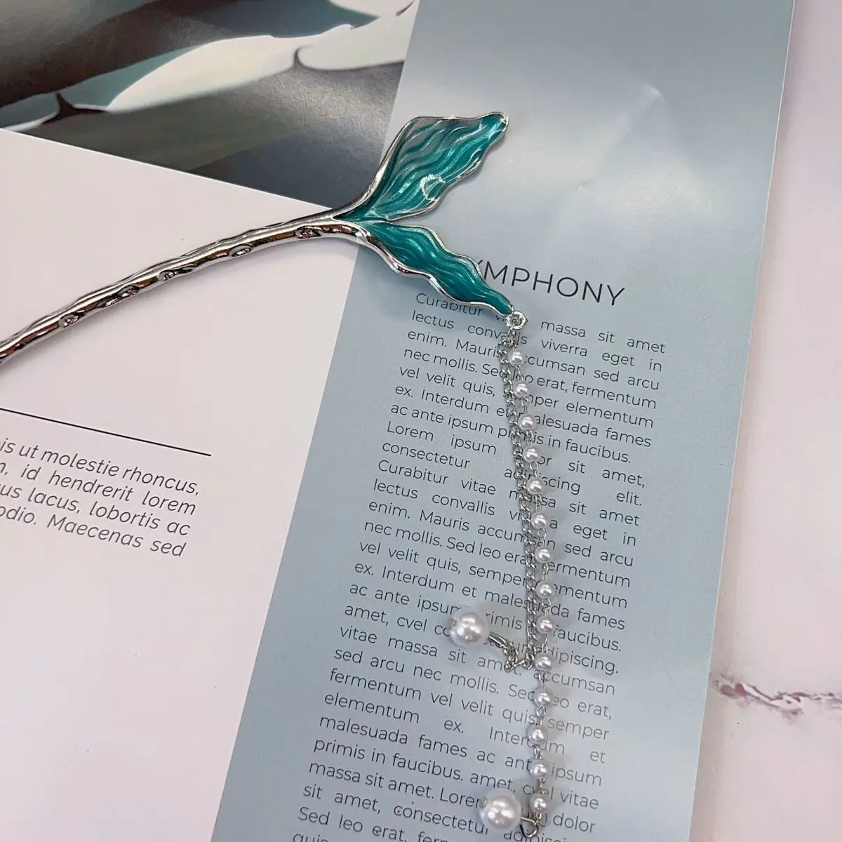 Chinese-style Blue Fish Tail Hairpin with Pearl Drop — feature 5