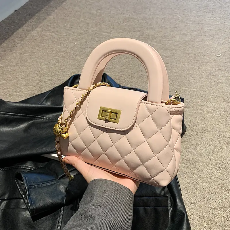 Black Rhomboid Chain Handbag for Women 2024 - Image 6