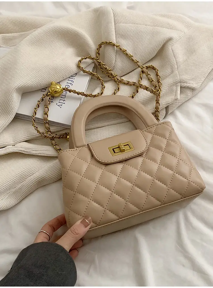 Black Rhomboid Chain Handbag for Women 2024 — feature 27