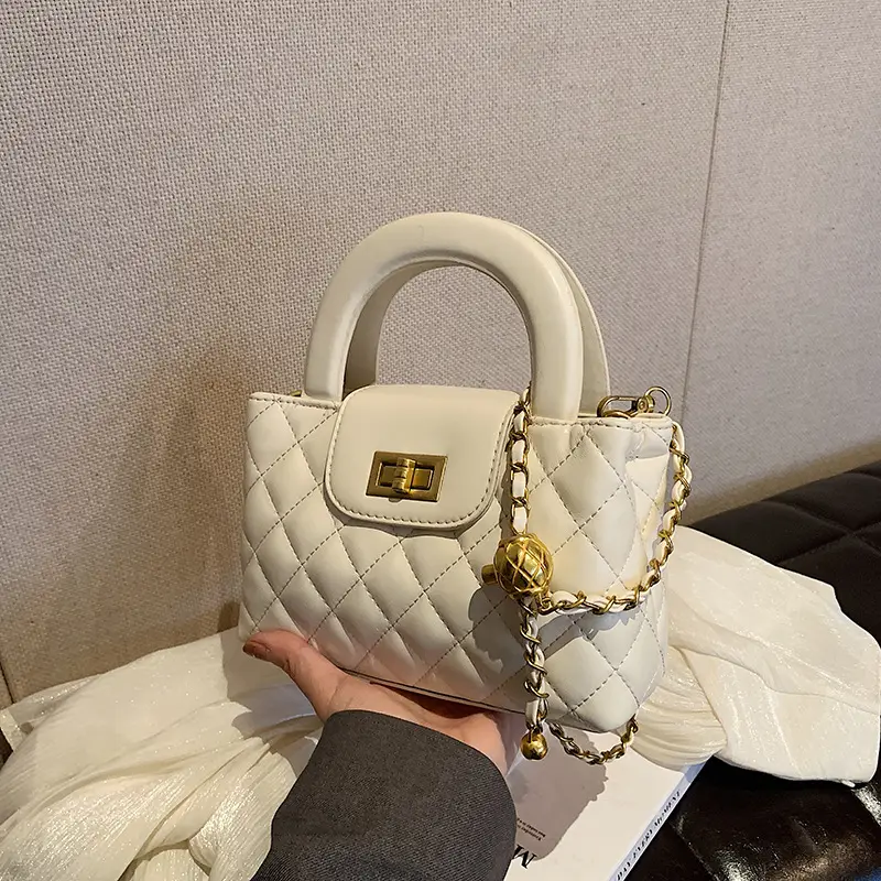 Black Rhomboid Chain Handbag for Women 2024 - Image 2