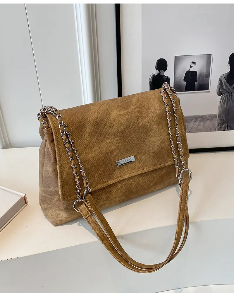 Women's Textured Chain Tote Bag Beige 2024 — feature 24