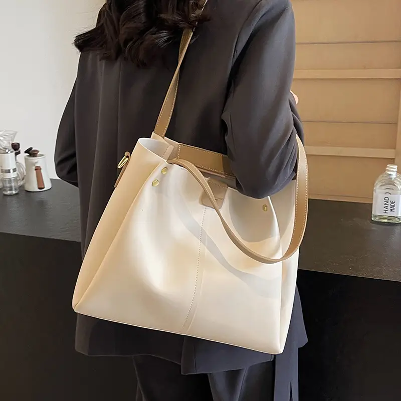 Women's Large Capacity Crossbody Tote Bag Beige Spring Summer 2026 - Image 9