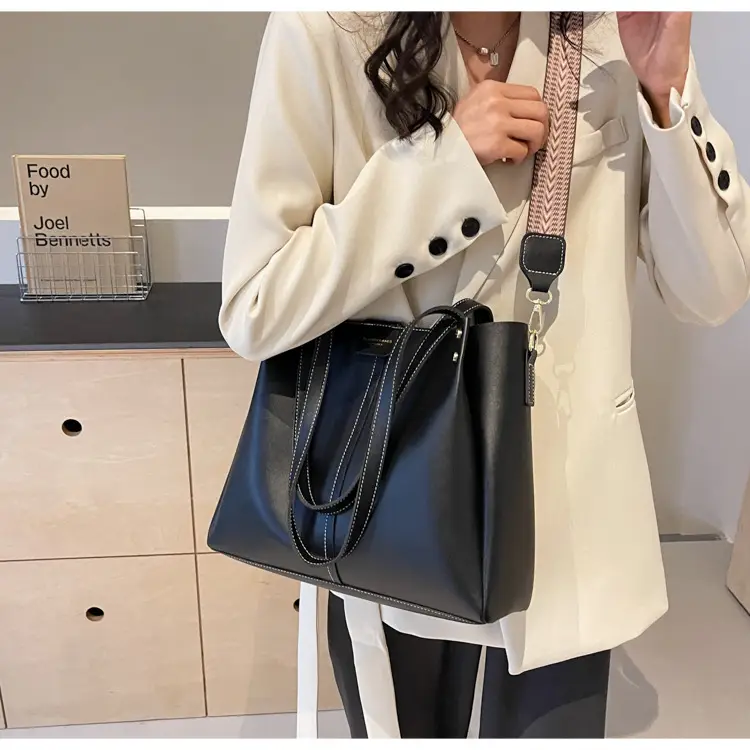 Women's Large Capacity Crossbody Tote Bag Beige Spring Summer 2026 — feature 27