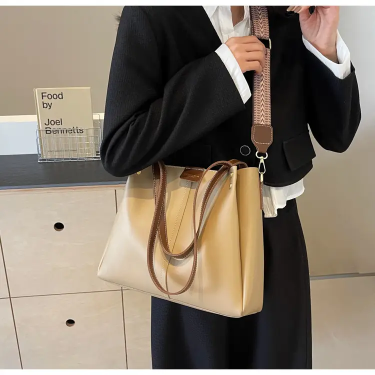 Women's Large Capacity Crossbody Tote Bag Beige Spring Summer 2026 — feature 30