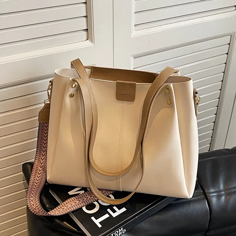 Women's Large Capacity Crossbody Tote Bag Beige Spring Summer 2026 - Image 2