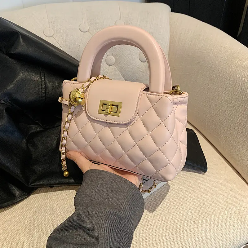 Black Diamond Plaid Handbag with Chain Strap - Image 7