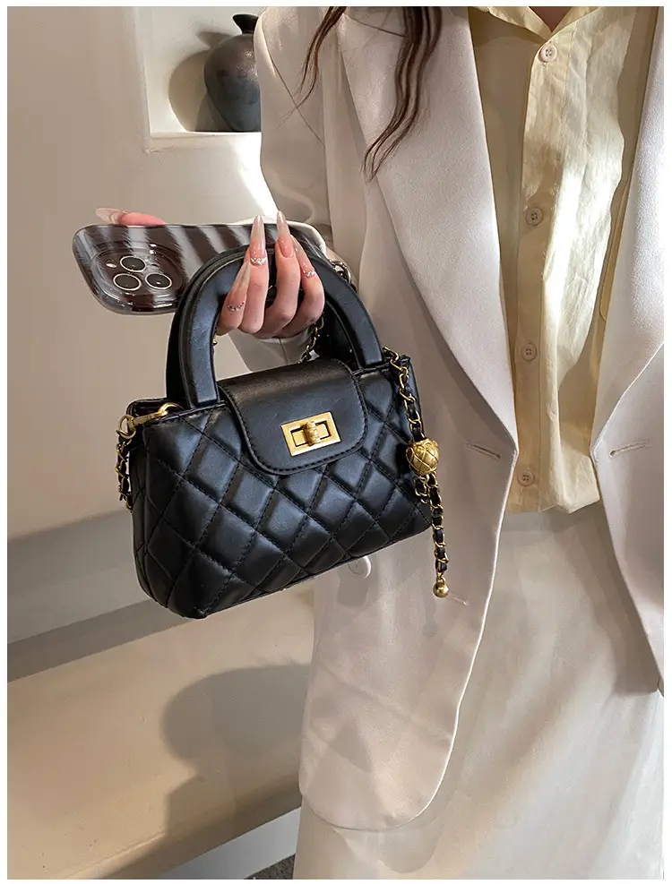 Black Diamond Plaid Handbag with Chain Strap — feature 26